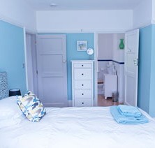 15-bedroom-luxury-suite-3