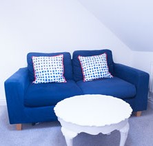 18-bedroom-luxury-suite-lounge-area2