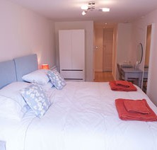 21-bedroom-garden-room-2