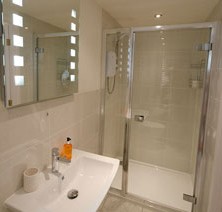 27-bathroom-garden-room